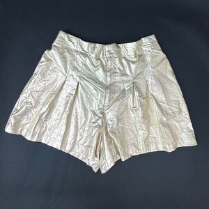 House of Harlow 1960 High Waist Cream Metallic Gold Shorts Sz M
